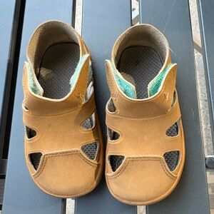 Ten little toddler shoes